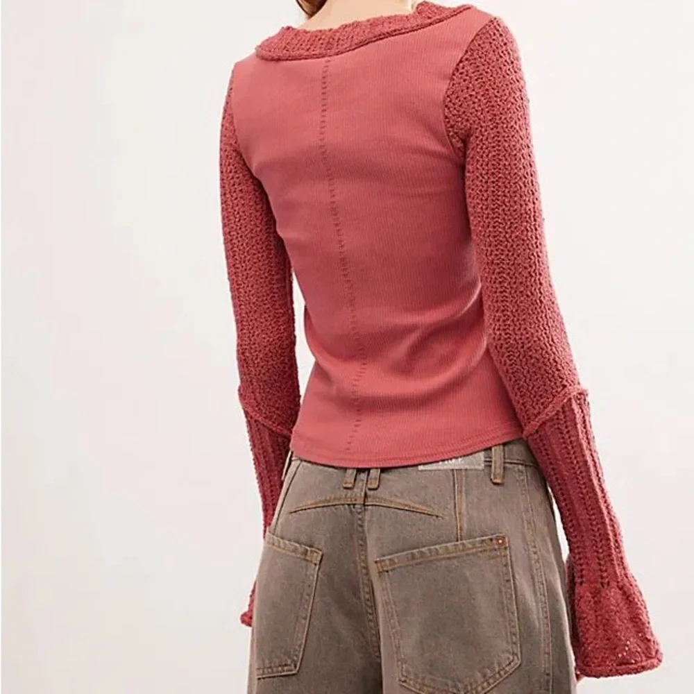 FREE PEOPLE Cuffing Season Top Sweater Sleeves Dusty Cedar Dark Rose